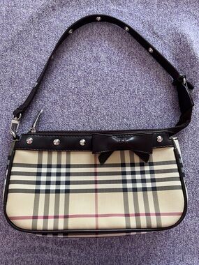 Classic Plaid Bow Shoulder Bag in Beige and Black